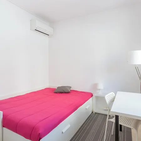 Πανσιόν Porto Studios *
