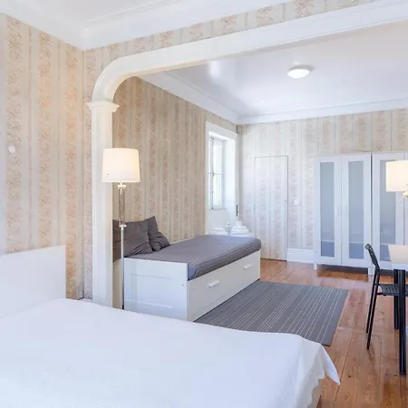 Porto Studios Guest house *